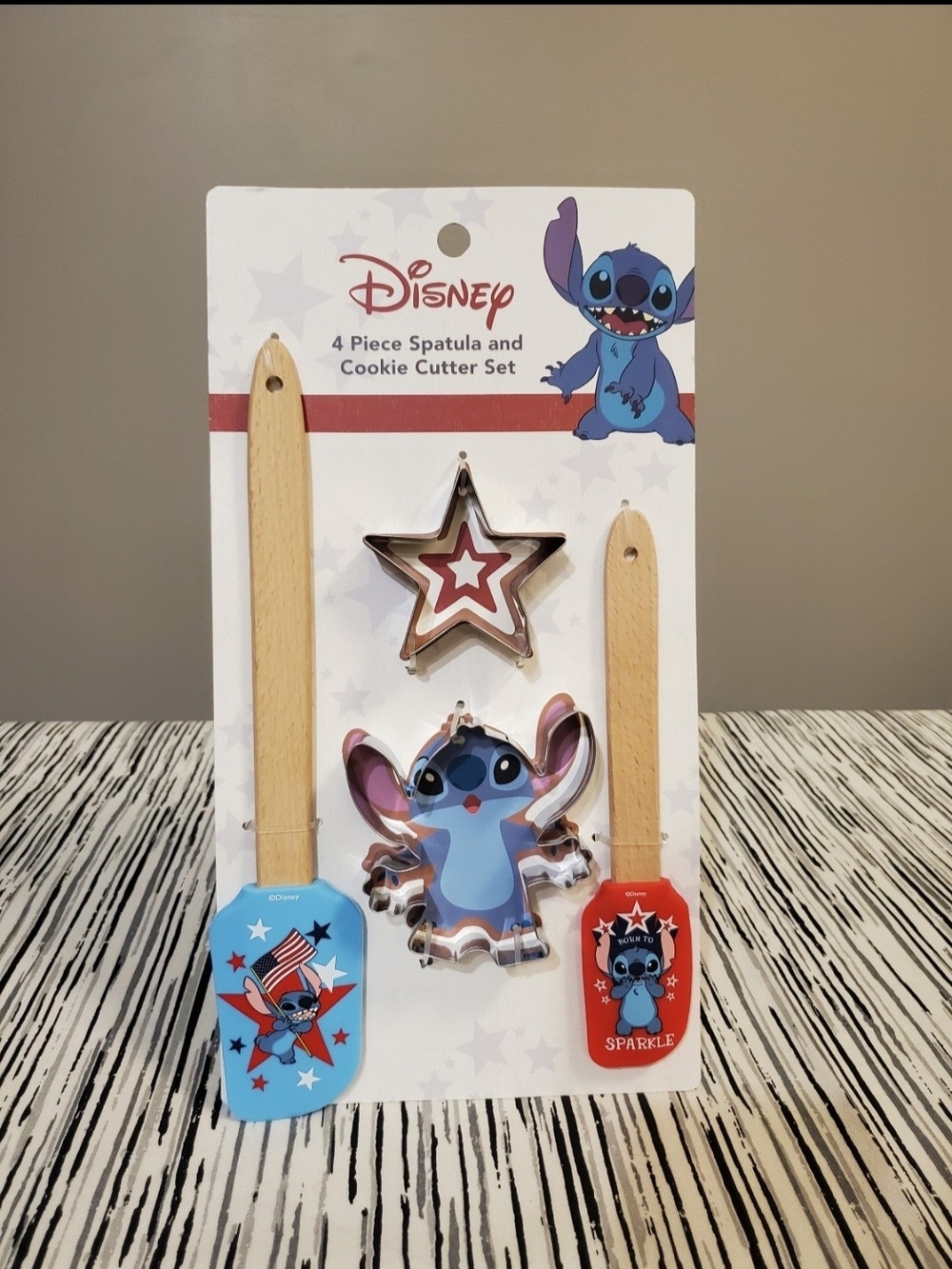 Disney Stitch 4 Piece Spatulas Cookie Cutters Set